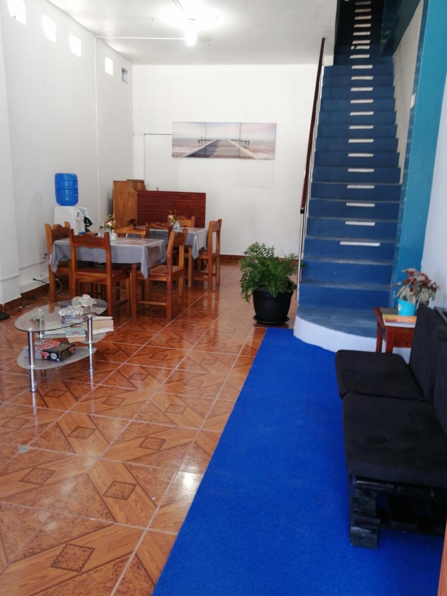 Hostal La Casa De Luis Puerto Baquerizo Moreno Exterior photo